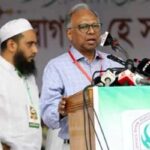 কনসার্টে হাবিবকে ‘রাত নির্ঘুম’ গাওয়ার অনুরোধ, কে সেই ভাইরাল ছেলেটি